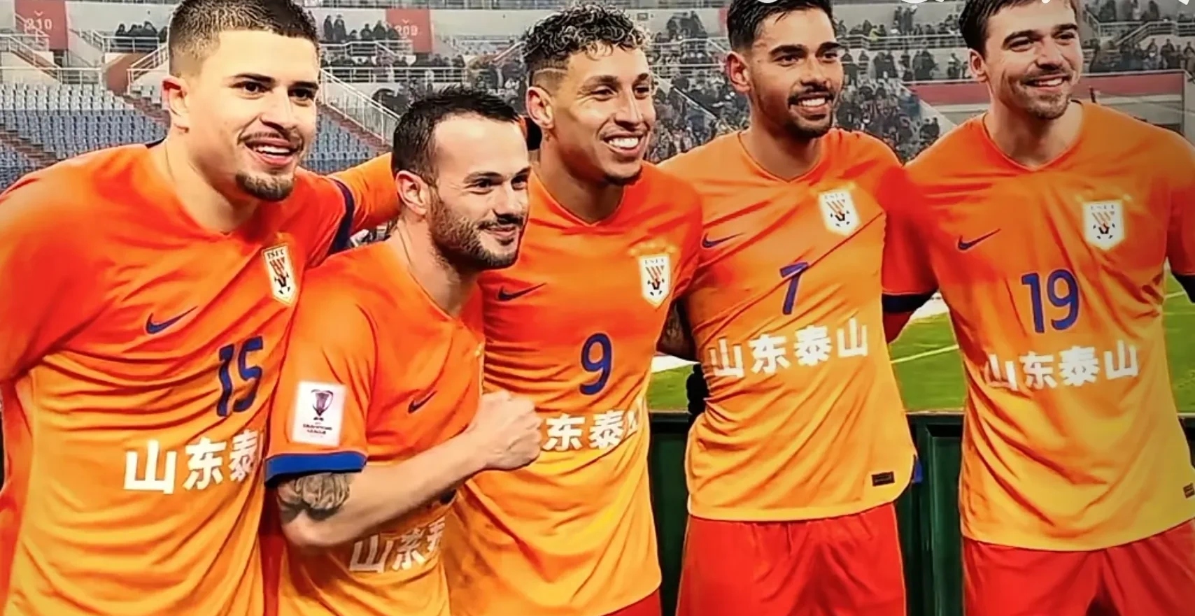 爱游戏体验包含今晨中超焦点战，山东泰山复出首秀，信心回归，资深球员宣示担当的词条