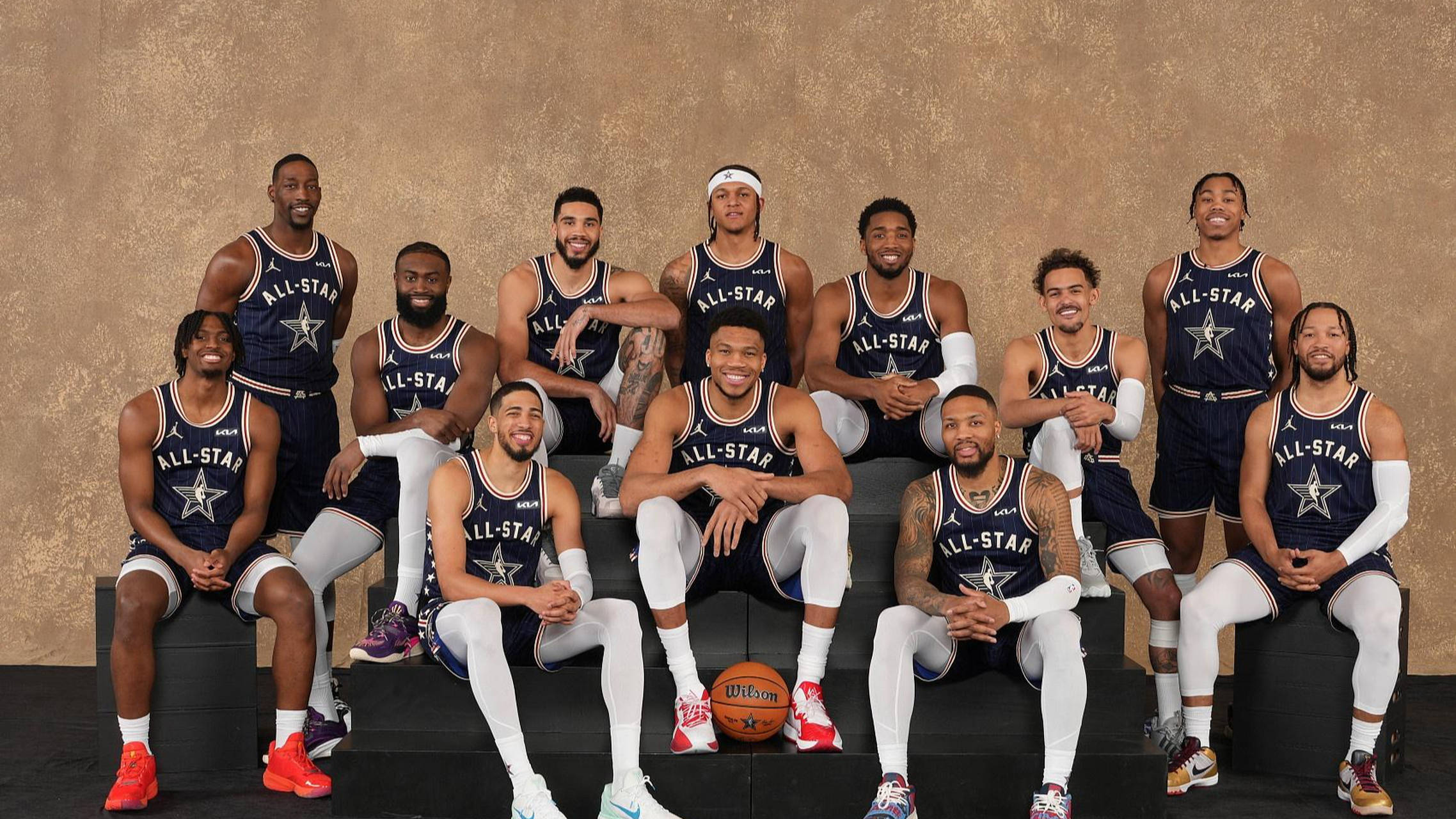 国际比赛日突围战来临，新奥尔良鹈鹕围绕全明星赛完成体检，话题不断，球队文化再被提及的简单介绍