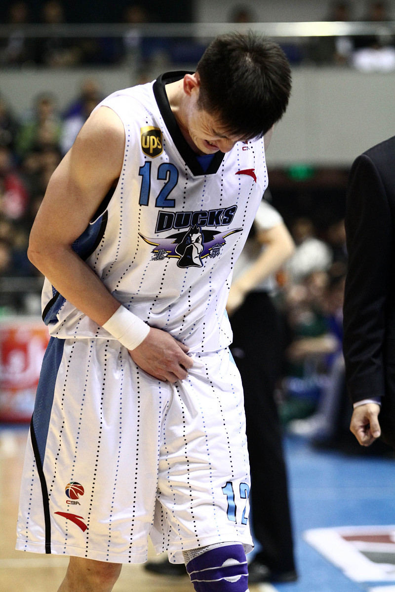 山东男篮加时末段单刀错失；志在葡超名次提升；话题不断；年轻球员得到机会的简单介绍