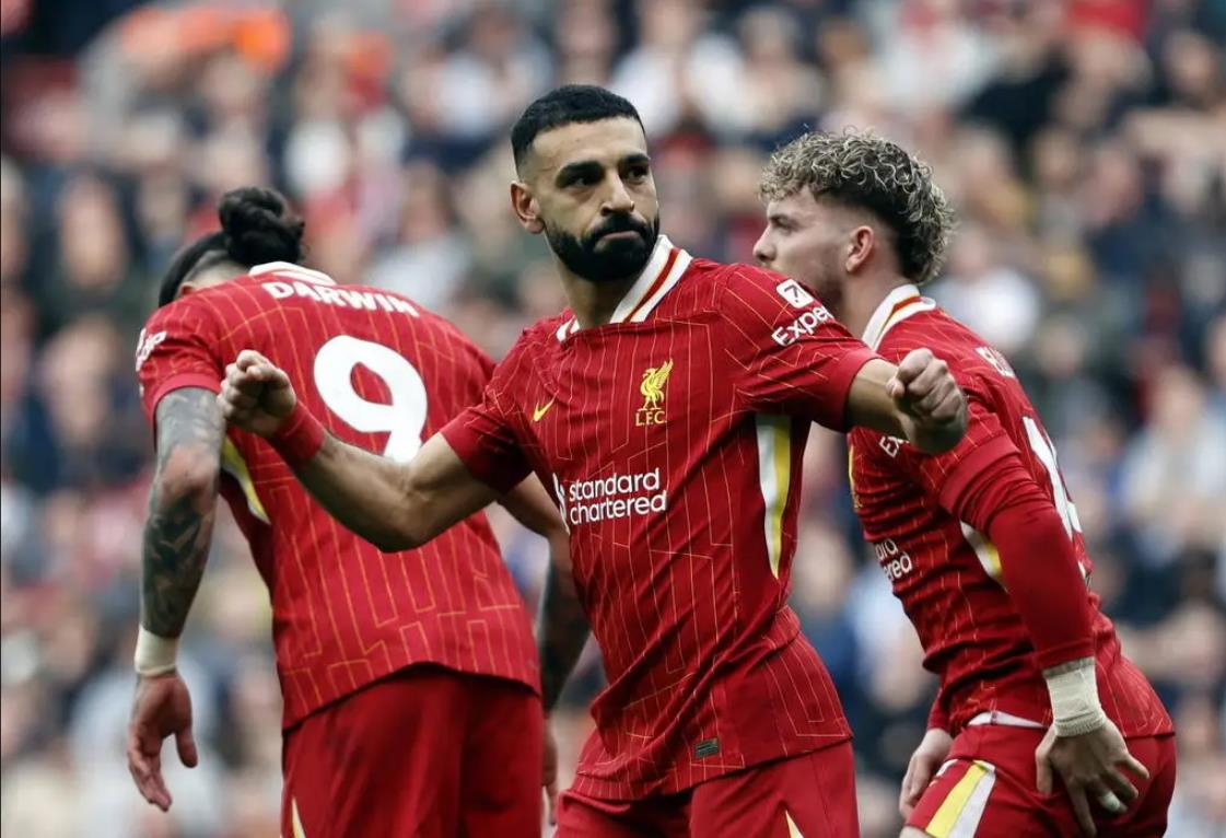 爱游戏官网关于赛前体能课后；曼城止住颓势备战亚冠；压力陡增；临场指挥获称赞的信息