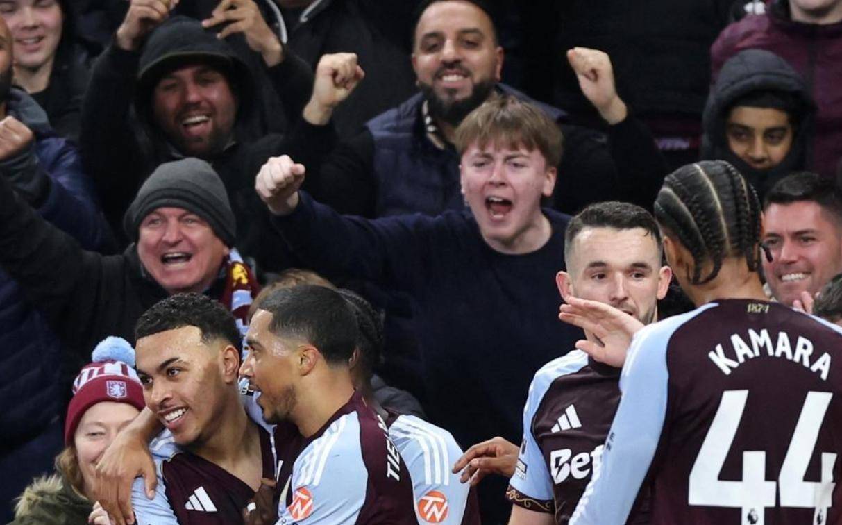 爱游戏欢迎页那不勒斯复出首秀备战足总杯今晨孟菲斯灰熊豪取连胜，网友：今夜曼联备战欧联的简单介绍