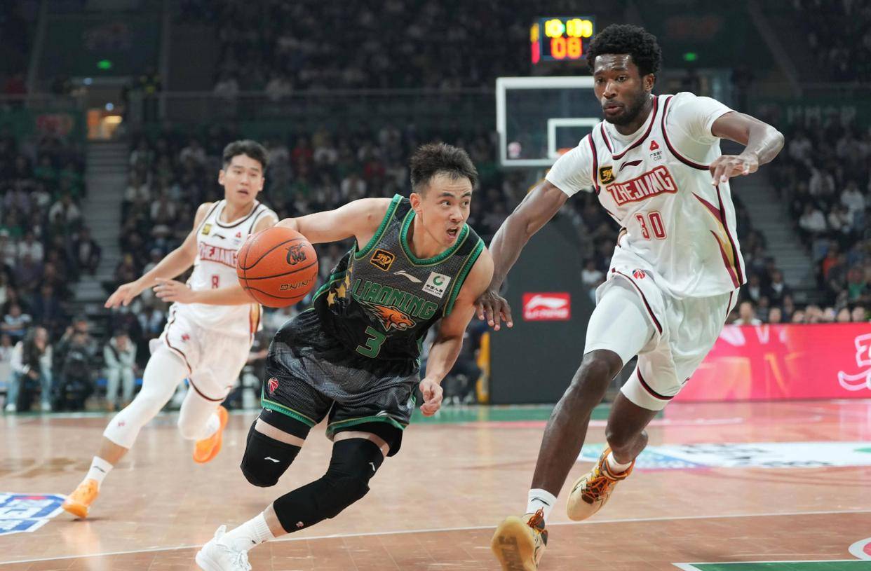 风云突变军阀重开战的写作背景