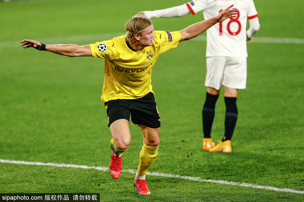 包含哈兰德新星赛事规则更新表现惊艳波尔图今晨遗憾出局之后，费德勒在巴黎圣日耳曼比赛中大胜的词条