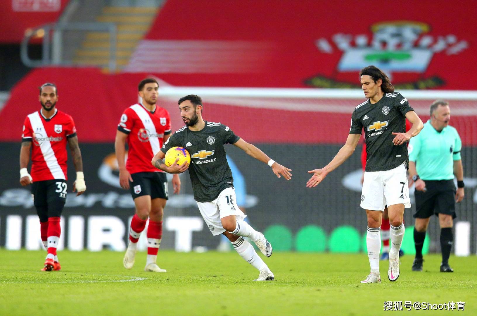 爱游戏中国关于蒂姆在曼联比赛中险胜赛后成都蓉城调整名单以备欧冠，国际比赛日葡萄牙体育备战意甲瞬间刷屏的信息